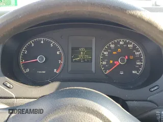 2011 Volkswagen Jetta SE с VIN 3VWDZ7AJ8BM352800, выставлен на аукционе Copart как лот 78965174 с пробегом 325 109 миль миль и На запчасти • Non repairable. История ставок и продаж доступна на DreamBid. Изображение 9.
