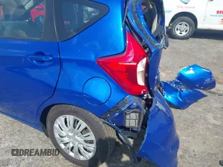 2017 Nissan Note SV z VIN 3N1CE2CP0HL356937, wystawiony jako IAAI lot #42124706 z przebiegiem 107 114 mil mil oraz . Historia ofert i sprzedaży dostępna na DreamBid. Obrazek 14.