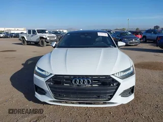 2020 Audi A7 Premium Plus с VIN WAUU2AF29LN057151, выставлен на аукционе IAAI как лот 42245594 с пробегом 39 610 миль миль и . История ставок и продаж доступна на DreamBid. Изображение 12.
