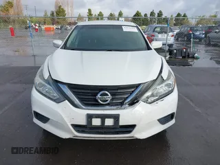 2016 Nissan Altima SR with VIN 1N4AL3AP5GC220645, listed as a IAAI auction lot 41938564 with 202,222 mi miles and . Bid and sale history available at carsss.com. Image 12.