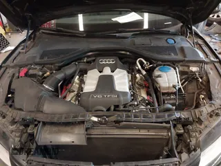 2015 Audi A7 3.0 Premium Plus with VIN WAUWGAFC2FN011927, listed as a IAAI auction lot 41846990 with 98,051 mi miles. Bid and sale history available at carsss.com. Image 10.