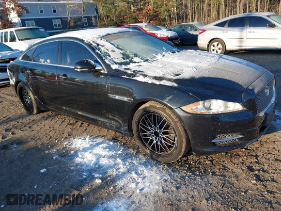 2012 Jaguar XJ XJL z VIN SAJWA2GB0CLV25378, wystawiony jako IAAI lot #42251924 z przebiegiem 90 582 mil mil oraz . Historia ofert i sprzedaży dostępna na DreamBid. Obrazek 1.