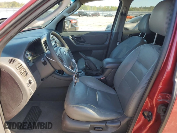 2005 Ford Escape XLT with VIN 1FMYU03185KA84202, listed as a Copart auction lot 75138074 with 147,142 mi miles and Clean Title. Bid and sale history available at carsss.com. Image 7.