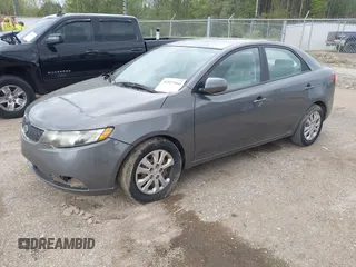 2013 Kia Forte EX with VIN KNAFU4A25D5719479, listed as a IAAI auction lot 41927460 with 19,974 mi miles. Bid and sale history available at carsss.com. Image 2.