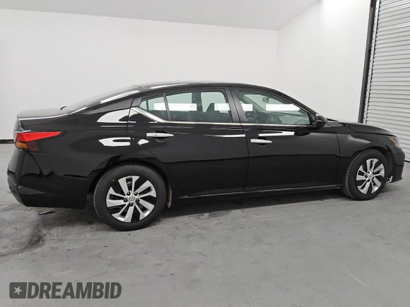 2023 Nissan Altima S with VIN 1N4BL4BV1PN346206, listed as a Copart auction lot 81175284 with 52,835 mi miles and Clean Title. Bid and sale history available at DreamBid. Image 3.