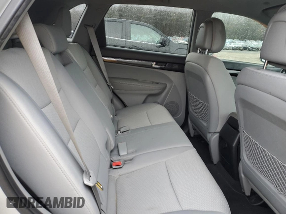 2013 Kia Sorento LX with VIN 5XYKTDA28DG338933, listed as a Copart auction lot 43391775 with 154,349 mi miles and Clean Title. Bid and sale history available at carsss.com. Image 11.