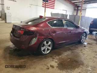 2014 Acura ILX Technology with VIN 19VDE1F71EE003896, listed as a Copart auction lot 62322935 with 235,810 mi miles and Salvage title. Bid and sale history available at DreamBid. Image 3.