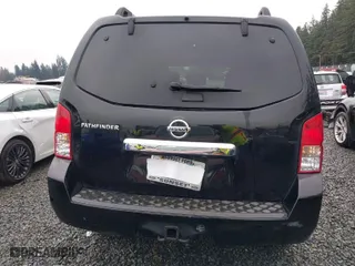2012 Nissan Pathfinder SV with VIN 5N1AR1NB7CC605691, listed as a IAAI auction lot 41283702 with 145,943 mi miles. Bid and sale history available at carsss.com. Image 17.
