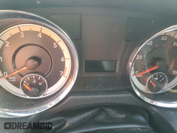 2019 Dodge Grand Caravan SXT with VIN 2C4RDGCGXKR807759, listed as a Copart auction lot 74947354 with Not Provided miles and Salvage Title. Bid and sale history available at DreamBid. Image 9.
