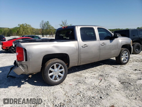 2013 Chevrolet Silverado 1500 LT with VIN 3GCPKSEA6DG111885, listed as a Copart auction lot 52226905 with 158,209 mi miles and Salvage Title. Bid and sale history available at DreamBid. Image 3.