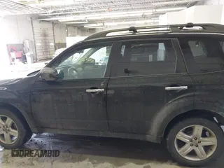 2010 Subaru Forester 2.5X Premium with VIN JF2SH6CC1AG728883, listed as a IAAI auction lot 41536308 with 81,155 mi miles. Bid and sale history available at carsss.com. Image 14.