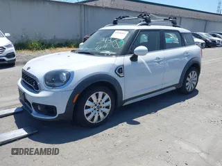2019 MINI Countryman Cooper S with VIN WMZYT3C59K3J32727, listed as a IAAI auction lot 42328441 with Not provided miles and . Bid and sale history available at DreamBid. Image 2.