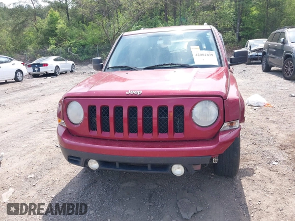 2014 Jeep Patriot Sport with VIN 1C4NJPBBXED617934, listed as a IAAI auction lot 42001839 with 117,306 mi miles. Bid and sale history available at carsss.com. Image 6.