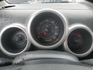 2003 Honda Element EX with VIN 5J6YH285X3L017263, listed as a Copart auction lot 52001205 with 195,838 mi miles and Clean Title. Bid and sale history available at DreamBid. Image 9.