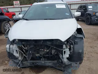 2018 Nissan Kicks SV with VIN 3N1CP5CU6JL500174, listed as a IAAI auction lot 41656916 with 72,809 mi miles. Bid and sale history available at carsss.com. Image 13.