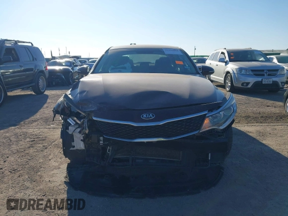 2016 Kia Optima LX z VIN 5XXGT4L36GG001942, wystawiony jako IAAI lot #41236894 z przebiegiem 125 376 mil mil oraz . Historia ofert i sprzedaży dostępna na DreamBid. Obrazek 12.