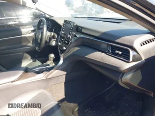 2021 Toyota Camry SE Nightshade with VIN 4T1G11AK1MU579561, listed as a IAAI auction lot 41674956 with 114,648 mi miles. Bid and sale history available at carsss.com. Image 5.