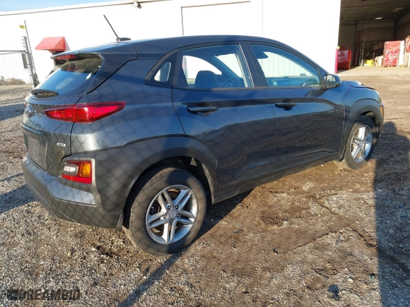 2020 Hyundai Kona SE with VIN KM8K1CAA8LU460255, listed as a IAAI auction lot 41756312 with 67,933 mi miles. Bid and sale history available at carsss.com. Image 4.