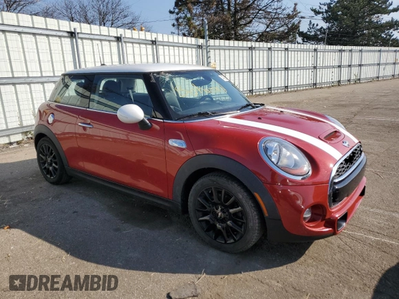 2018 MINI Hardtop Cooper S with VIN WMWXP7C57J2C62131, listed as a Copart auction lot 47928864 with 68,767 mi miles and Salvage Title. Bid and sale history available at DreamBid. Image 4.