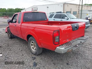 2002 Nissan Frontier XE z VIN 1N6DD26S52C340723, wystawiony jako IAAI lot #42331061 z przebiegiem 237 995 mil mil oraz . Historia ofert i sprzedaży dostępna na DreamBid. Obrazek 3.