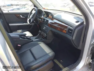 2012 Mercedes-Benz GLK-Class GLK 350 with VIN WDCGG8HB0CF740884, listed as a IAAI auction lot 42111418 with 75,844 mi miles. Bid and sale history available at carsss.com. Image 5.