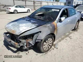 2011 Honda Accord LX z VIN 1HGCP2F33BA106768, wystawiony jako Copart lot #64428005 z przebiegiem Nie podano mil oraz Nie do naprawy • Non repairable. Historia ofert i sprzedaży dostępna na DreamBid. Obrazek 1.