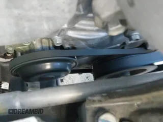 2018 Kia Sorento L with VIN 5XYPG4A34JG422780, listed as a IAAI auction lot 43264925 with 100,185 mi miles and . Bid and sale history available at DreamBid. Image 19.