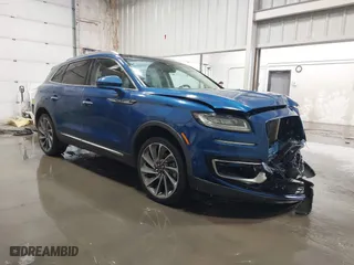 2020 Lincoln Nautilus Reserve with VIN 2LMPJ8K92LBL11017, listed as a IAAI auction lot 41713170 with 26,985 mi miles. Bid and sale history available at carsss.com. Image 1.