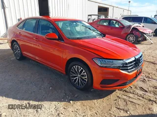 2021 Volkswagen Jetta S z VIN 3VWC57BU4MM086632, wystawiony jako IAAI lot #41888640 z przebiegiem 109 938 mil mil oraz . Historia ofert i sprzedaży dostępna na DreamBid. Obrazek 1.