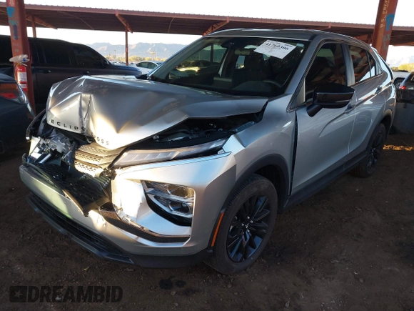 2024 Mitsubishi Eclipse Cross LE z VIN JA4ATVAA8RZ062944, wystawiony jako IAAI lot #41760306 z przebiegiem 8 755 mil mil oraz . Historia ofert i sprzedaży dostępna na DreamBid. Obrazek 17.