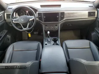 2020 Volkswagen Atlas SE with VIN 1V23C2CA6LC226467, listed as a Copart auction lot 55498015 with 125,211 mi miles and Non repairable. Bid and sale history available at DreamBid. Image 8.