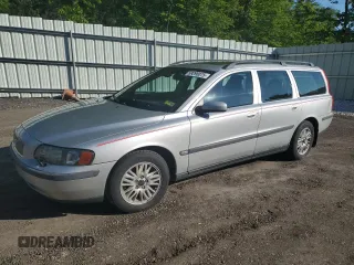 2004 Volvo V70 with VIN YV1SW64A442388108, listed as a Copart auction lot 59290075 with 241,582 mi miles and Salvage title. Bid and sale history available at DreamBid. Image 1.