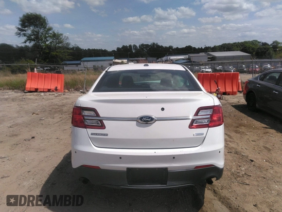 2015 Ford Police Interceptor z VIN 1FAHP2MK5FG140962, wystawiony jako IAAI lot #42085208 z przebiegiem 105 555 mil mil oraz . Historia ofert i sprzedaży dostępna na DreamBid. Obrazek 16.