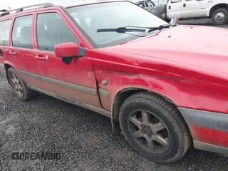 1999 Volvo V70 XC with VIN YV1LZ56D1X2627342, listed as a IAAI auction lot 41487632 with 171,771 mi miles. Bid and sale history available at carsss.com. Image 6.