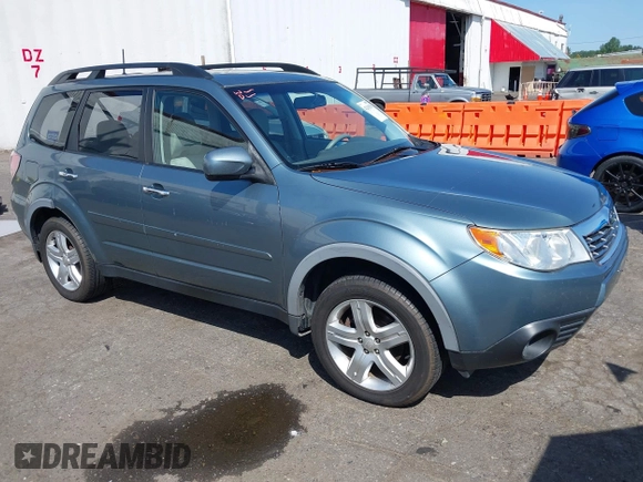 2010 Subaru Forester X Premium with VIN JF2SH6CC2AG743585, listed as a IAAI auction lot 42110290 with 263,942 mi miles and . Bid and sale history available at DreamBid. Image 1.