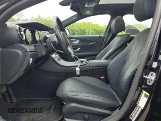 2019 Mercedes-Benz E 300 с VIN WDDZF4KB1KA639339, выставлен на аукционе Copart как лот 56724695 с пробегом 27 003 миль миль и Списание • Salvage title. История ставок и продаж доступна на DreamBid. Изображение 7.