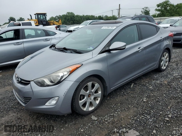 2013 Hyundai Elantra GLS z VIN KMHDH4AE0DU694906, wystawiony jako Copart lot #61286785 z przebiegiem 145 020 mil mil oraz Czysty tytuł • Clean title. Historia ofert i sprzedaży dostępna na DreamBid. Obrazek 1.