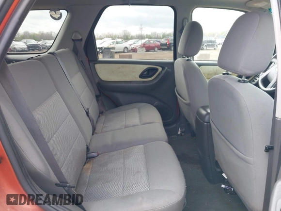 2006 Ford Escape XLT with VIN 1FMYU03126KA17323, listed as a IAAI auction lot 42048363 with 119,296 mi miles and . Bid and sale history available at DreamBid. Image 8.
