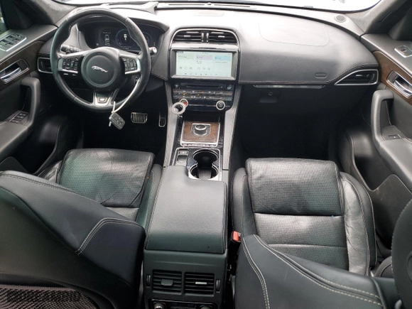 2017 Jaguar F-PACE 35t R-Sport with VIN SADCL2BV1HA060887, listed as a Copart auction lot 45260875 with 111,718 mi miles and Salvage Title. Bid and sale history available at carsss.com. Image 8.