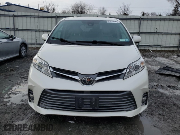 2018 Toyota Sienna XLE with VIN 5TDDZ3DC6JS199339, listed as a Copart auction lot 47839745 with 78,084 mi miles and Salvage Title. Bid and sale history available at carsss.com. Image 5.