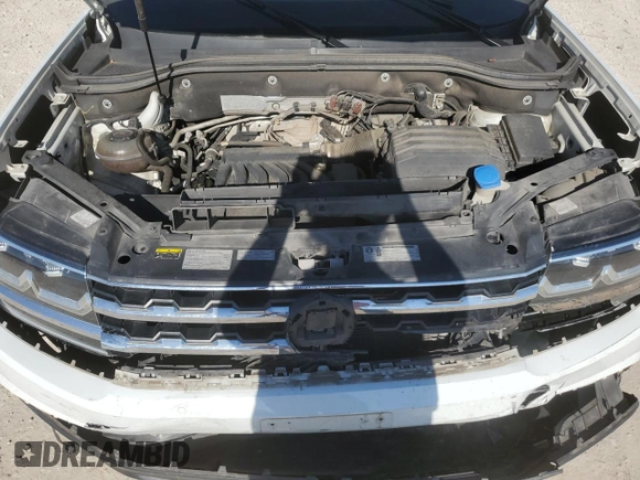 2019 Volkswagen Atlas SE with VIN 1V2DR2CA0KC506970, listed as a Copart auction lot 43839485 with 137,618 mi miles and Clean title. Bid and sale history available at DreamBid. Image 14.
