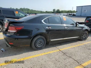 2017 Lexus LS 460 z VIN JTHCL5EF7H5029023, wystawiony jako Copart lot #62586564 z przebiegiem Nie podano mil oraz Czysty tytuł • Clean title. Historia ofert i sprzedaży dostępna na DreamBid. Obrazek 3.