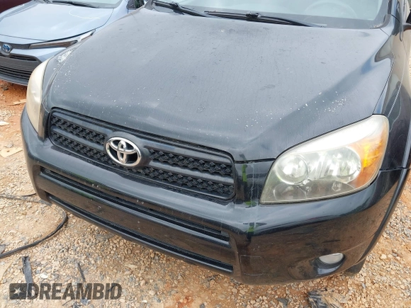 2008 Toyota RAV4 Sport with VIN JTMZD32V686066437, listed as a IAAI auction lot 42573553 with 141,080 mi miles and . Bid and sale history available at DreamBid. Image 6.