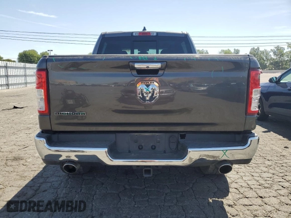 2019 Ram 1500 Big Horn z VIN 1C6RREFT7KN650890, wystawiony jako Copart lot #57596005 z przebiegiem 75 711 mil mil oraz Szkoda całkowita • Salvage title. Historia ofert i sprzedaży dostępna na DreamBid. Obrazek 6.