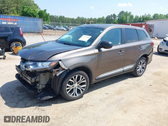 2018 Mitsubishi Outlander ES z VIN JA4AD2A39JZ071007, wystawiony jako IAAI lot #42114991 z przebiegiem 84 422 mil mil oraz . Historia ofert i sprzedaży dostępna na DreamBid. Obrazek 18.
