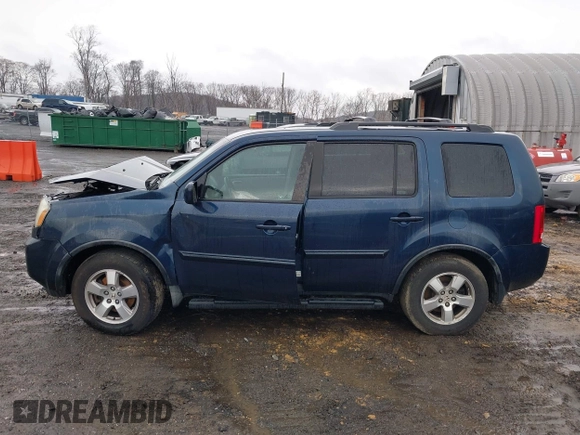 2009 Honda Pilot EX-L with VIN 5FNYF48699B055062, listed as a IAAI auction lot 41967409 with 300,781 mi miles and . Bid and sale history available at carsss.com. Image 14.