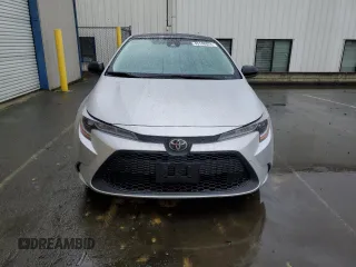 2020 Toyota Corolla LE with VIN JTDVPRAEXLJ074010, listed as a Copart auction lot 45148624 with 68,934 mi miles and Non Repairable. Bid and sale history available at carsss.com. Image 5.