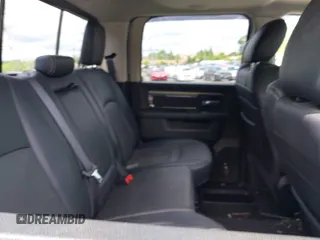 2017 Ram 1500 Sport z VIN 1C6RR7MT9HS617785, wystawiony jako IAAI lot #42331391 z przebiegiem 59 153 mil mil oraz . Historia ofert i sprzedaży dostępna na DreamBid. Obrazek 8.