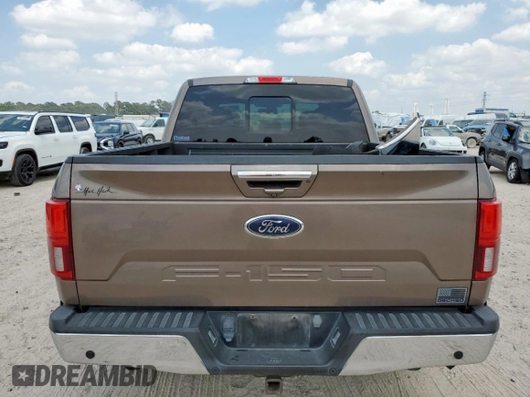 2018 Ford F-150 XL z VIN 1FTEW1C57JKD03381, wystawiony jako Copart lot #56891755 z przebiegiem 163 804 mil mil oraz Szkoda całkowita • Salvage title. Historia ofert i sprzedaży dostępna na DreamBid. Obrazek 6.
