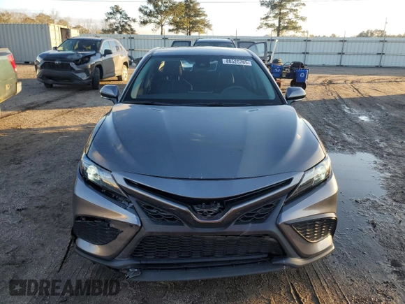 2024 Toyota Camry SE with VIN 4T1G11AK3RU904928, listed as a Copart auction lot 88525785 with 43,244 mi miles and Salvage Title. Bid and sale history available at carsss.com. Image 5.